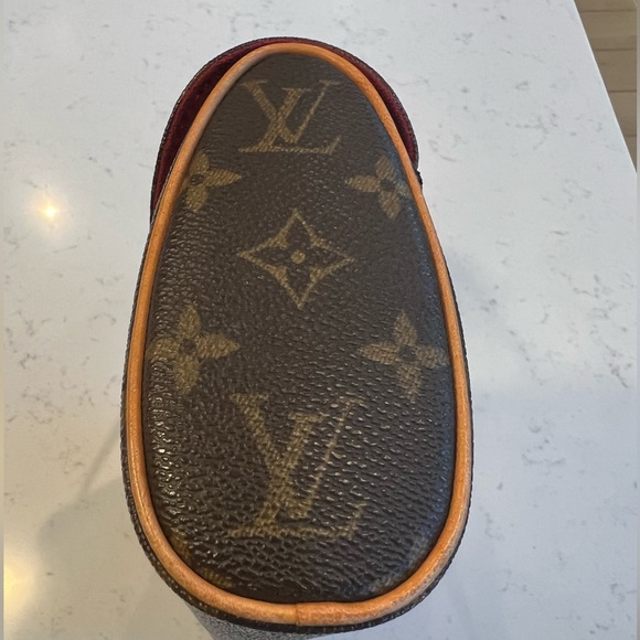 Authentic Louis Vuitton Sonatine in Monogram - Picture 4 of 9
